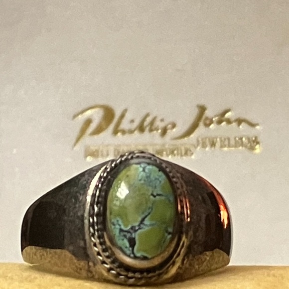 Mens 925 Silver Ring with Turquoise Stone in box - Picture 2 of 2